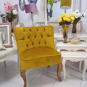 Fauteuil-capitonne-tunisie-jaune-moutard-pieds-marron