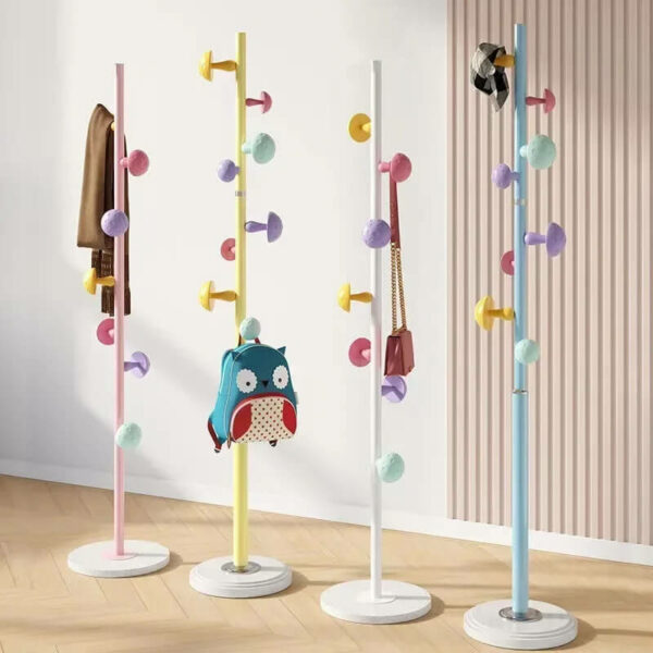 Collection porte manteaux enfants Tunisie rose bleu blanc décoration chambre.