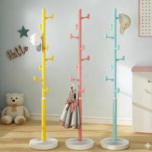 Porte-manteau enfant sur pied moderne en métal coloré (bleu, rose, jaune) pour rangement et décoration chambre enfant Tunisie.